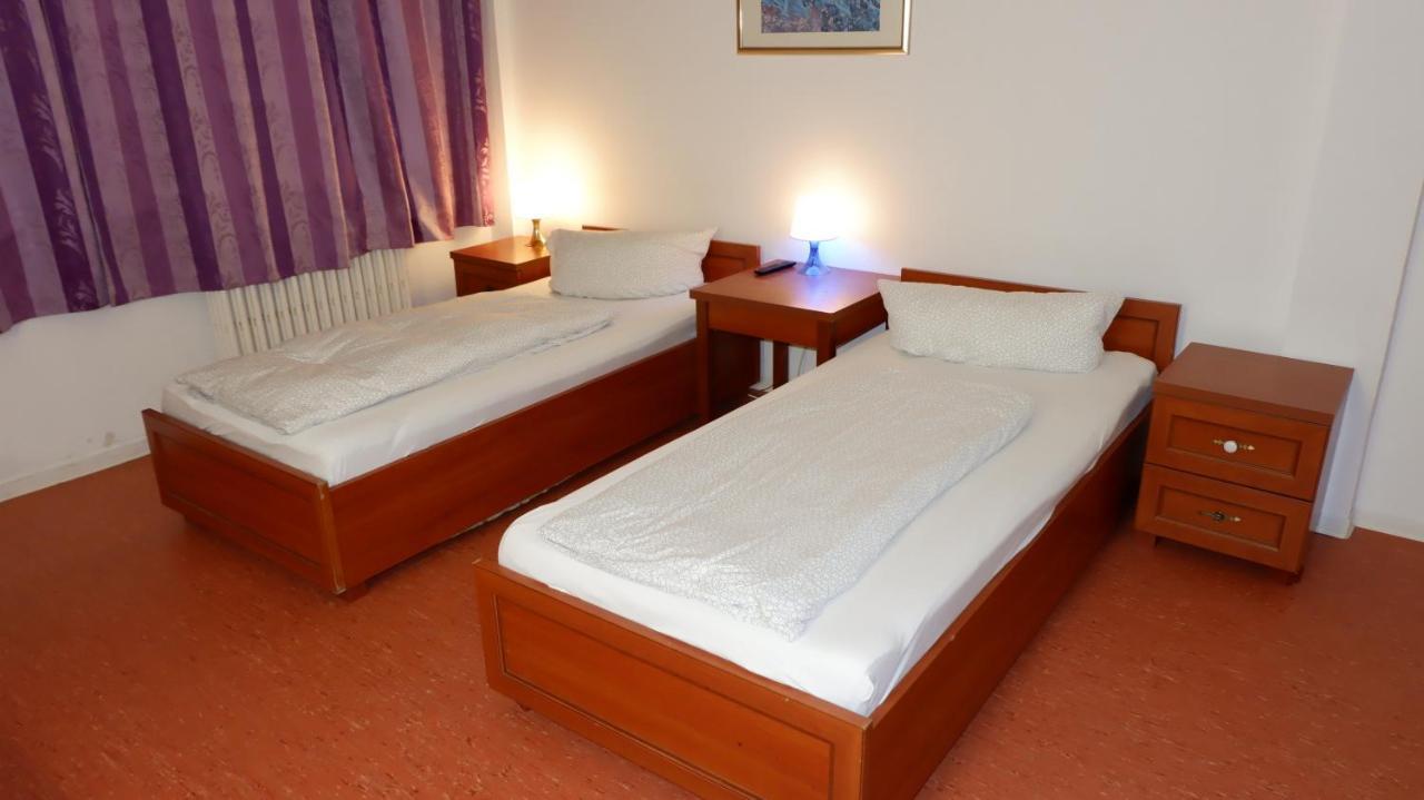 Hostel Am Kurtti Берлін Екстер'єр фото